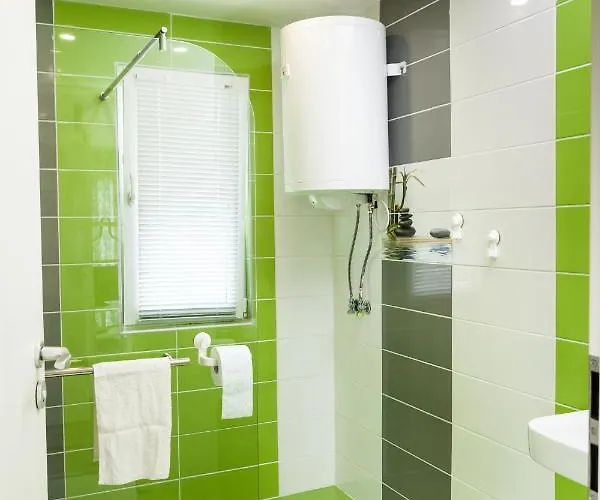 Krapets Луксозна вила *